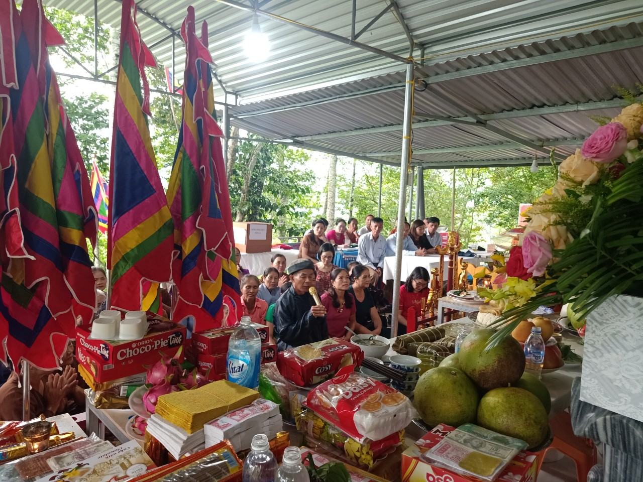 Lễ giỗ bà Nhả Póm tại đền Le xã Châu Quang, huyện Quỳ Hợp